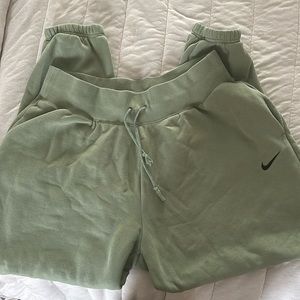Nike joggers